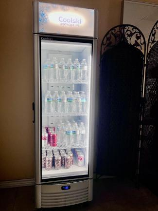 Maximize Sales and Enhance Customer Experience with a Single Door Vertical Display Fridge